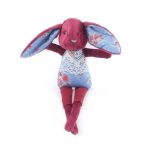 Bērnu Rotaļlieta – Bordo Zaķītis Ziedu Kostīmā, 29 cm