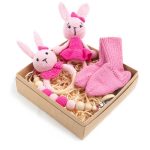 Dāvanu Komplekts Zīdaiņiem - Graužamriņķis, Knupīšu Turētājs, Zeķītes, Manta