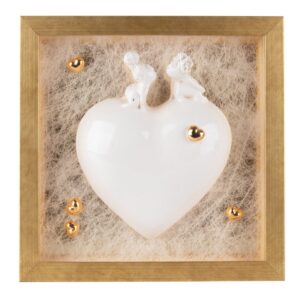 Ierāmēts keramikas sienas dekors “mīlestības pilna sirds”, 20x20 cm