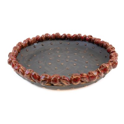 Keramikas Šķīvis ar Sarkaniem Ziediem un Punktiņiem, Pelēcīgi Melns, ⌀26 cm Keramikas Šķīvis ar sarkaniem ziediem un punktiņiem, pelēcīgi melns, ⌀26 cm