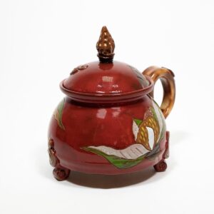 Keramikas trauks ar vāciņu un rokturi, ziedu motīvs, sarkans, ⌀ 12 cm