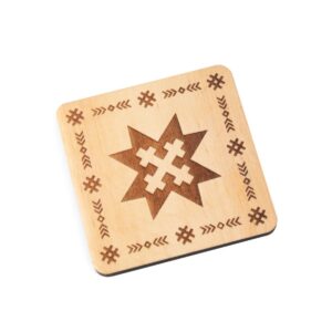 Koka paliktnis - auseklis ar māras krustu, 9x9 cm