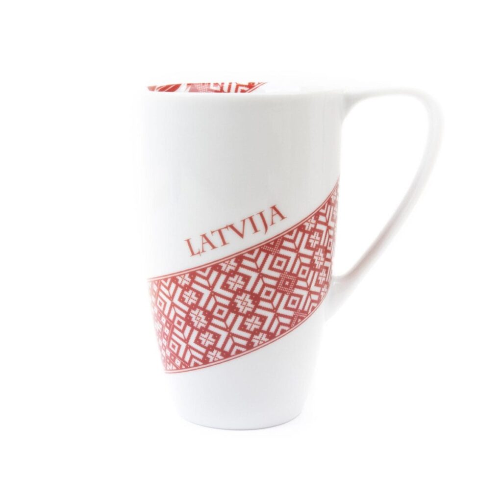 Krūze ar lielvārdes jostas rakstu, “latvija”, 400 ml