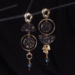 Papīra auskari ar upes pērlēm un ziedu