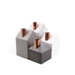 Priedes Koka Svečturu Komplekts Mājas Formā, Dažādu Krāsu