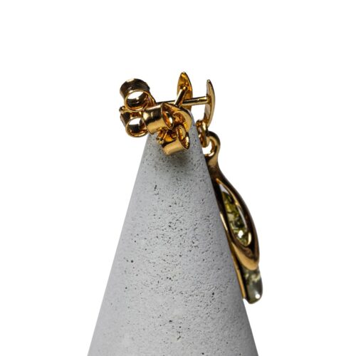 Sudraba auskari lāsītes ar zaļganu dzintaru, apzeltīti