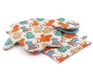 Virtuves cimdi un paliktņi