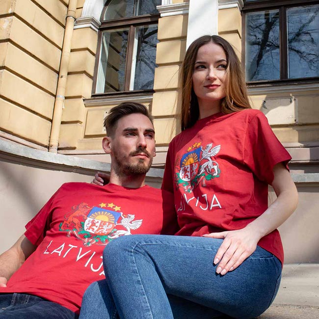 Unisex t krekls latvija gerbonis sarkans 42718