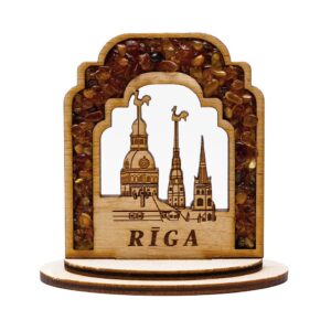 Koka dekors ar dzintara gabaliņiem, vecrīgas skats, rĪga, 8.5 x 9 cm