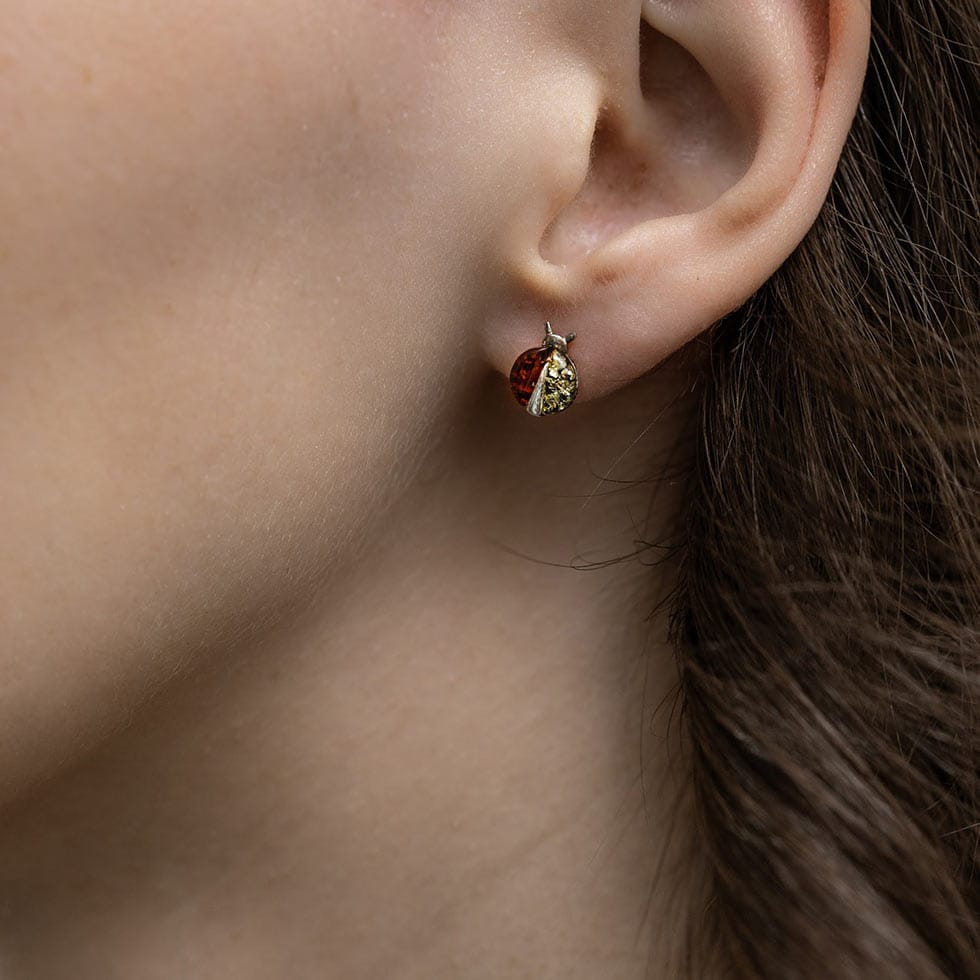 Sudraba auskari, bizbizmārīte