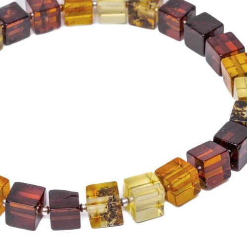 Aproce ar dzintara kubiciņiem, daudzkrāsaina, 6 cm