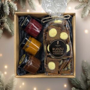 Ziemassvētku dāvanu komplekts – garšīgas rudzu piparkūkas, Šokolāde medū, upenes medū un smiltsērkšķi krēmveida medū