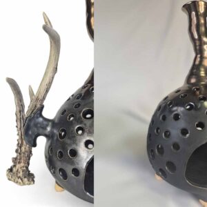 Keramikas-dekors-svecturis-bes-melnbruns-raga-rokturis-2 – Keramikas svečturis ar raga rokturi, melnbrūna