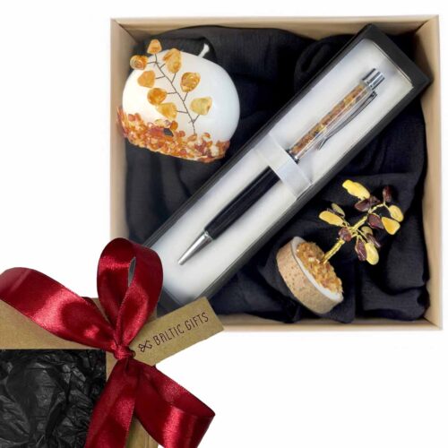 Dāvanu komplekts – dzintara kociņš, pildspalva, svece