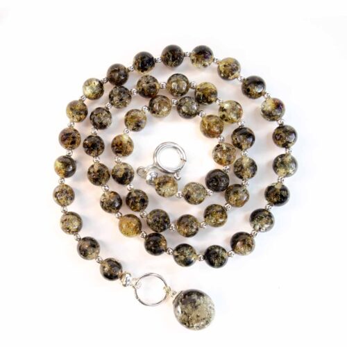 Dzintara kaklarota ar sudraba krāsas elementiem, brūnzaļa 45 cm