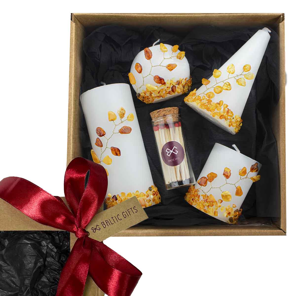 Dāvanu komplekts - sveces ar dzintara lapiņām un sērkociņi stikla pudelītē