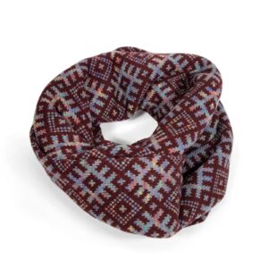 Knitted infinity scarf with colorful oak signs