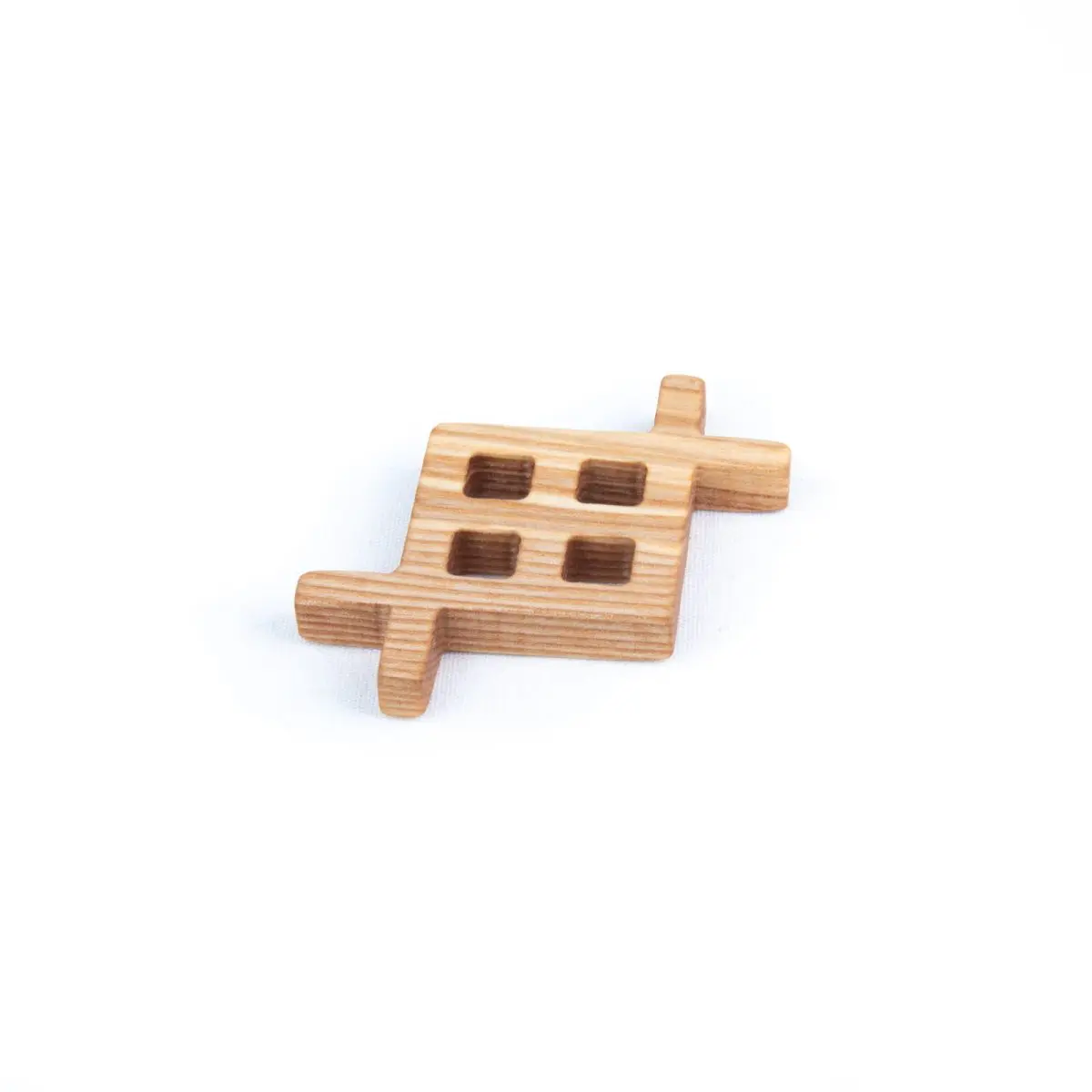 Latvian ethnographic symbol - meteņa sign, 7 cm
