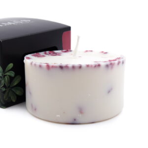 soy-wax-candle-aroma-06-tlm Soy wax candle with plants and berry aroma