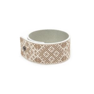 leather-bracelet-ethnographic-pattern-white-side1-22186 Genuine leather bracelet with lielvardes belt pattern, white