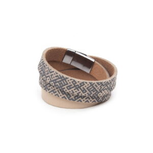 leather-bracelet-lielvardes-pattern-beige-back-18557 Triple wrap leather bracelet with lielvardes belt pattern, beige
