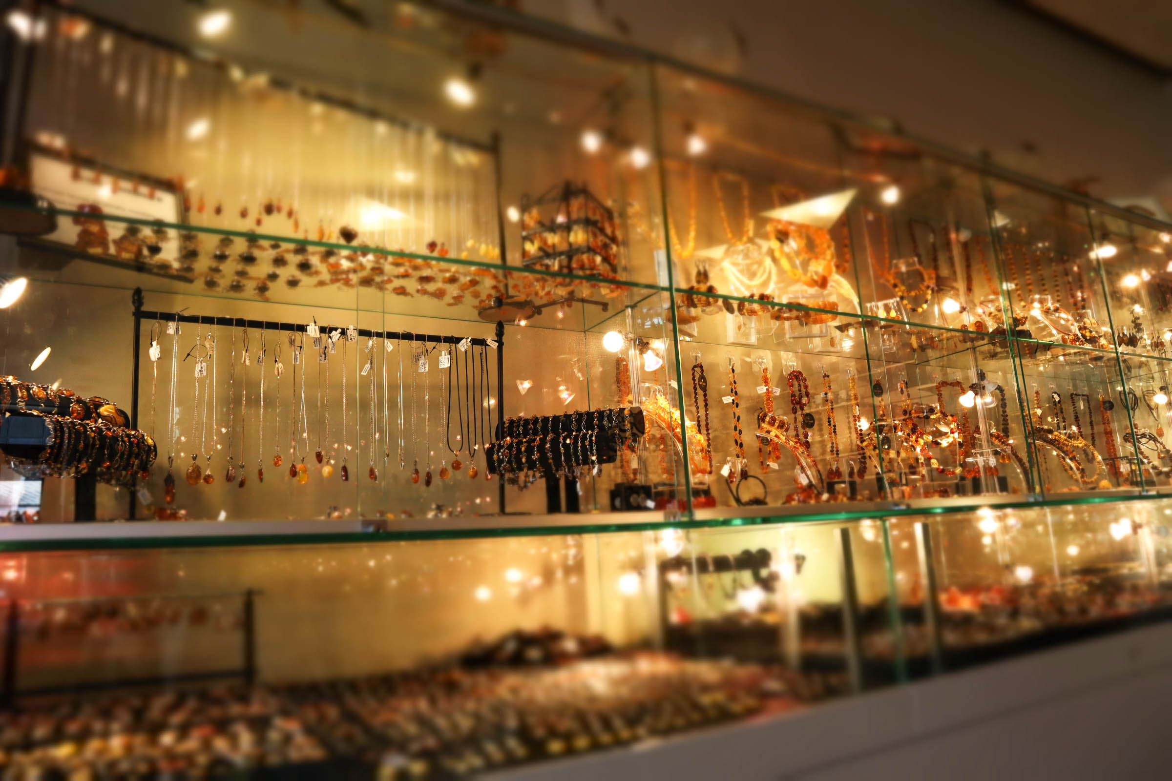 Baltic amber gifts: the gold of the sea, handcrafted in baltic