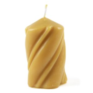 beeswax-candle-twist-back-29709 Beeswax candle "twist", 10x6 cm