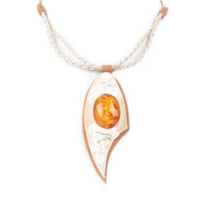 Leather necklace with amber, beige