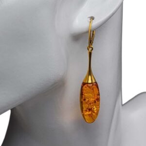 Amber earrings with golden colored clasp