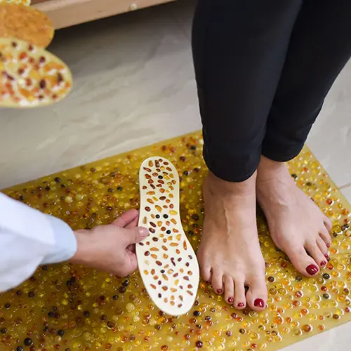 Insoles with amber pieces for your health