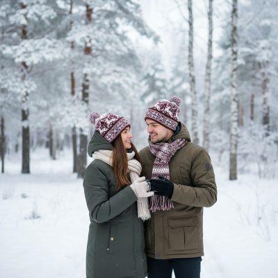 Knitted winter hat with deers and auseklis morning star