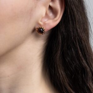 Silver Earrings Sun-shaped with Crimson Amber, Gold plated Silver earrings sun-shaped with crimson amber, gold plated