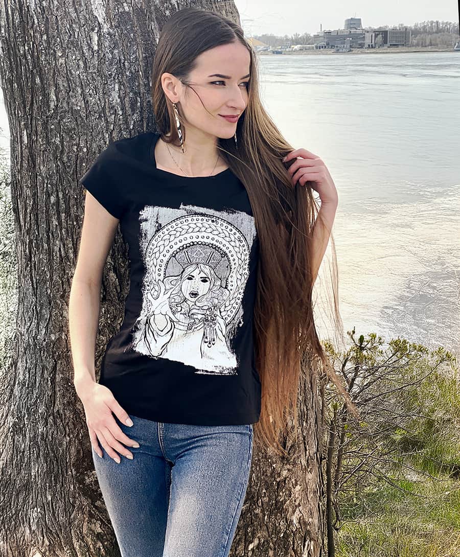 Women's t-shirt "laimdota"