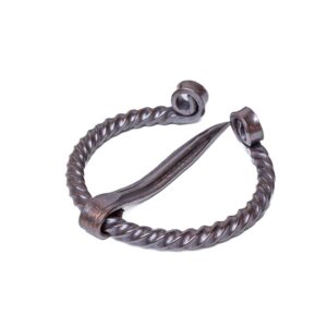 Twisted copper brooch, ⌀ 3 cm