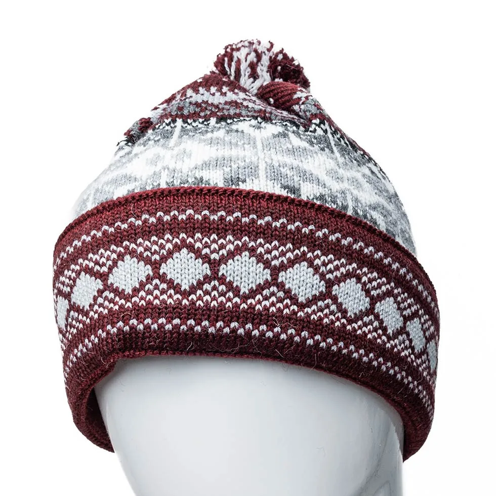 Warm hat with auseklis signs, red