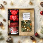 Christmas Gift Set – Christmas Tea, Creamy Honey and Beeswax "Bear" Candle