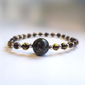 amber-bracelet-7-suc Amber bracelet with silver color elements, ⌀ 5.5 cm