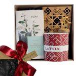 Gift Set – "Plūkt" Raspberry Tea, Mug, Amber Tree & Wooden Coaster