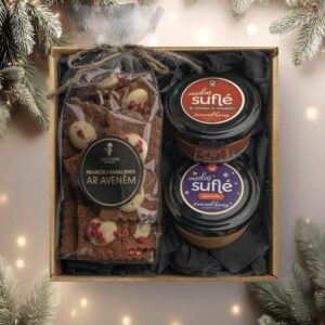 Christmas gift set – gingerbread with chocolate & creamy honey "suflé"
