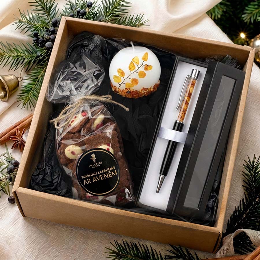 Christmas gift set - amber candle, pen & crunchy rye gingerbread