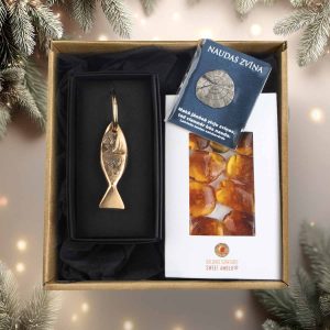 Gift set for fishermen – leather keychain “fish”, lucky money scale & sweeat amber - black oak