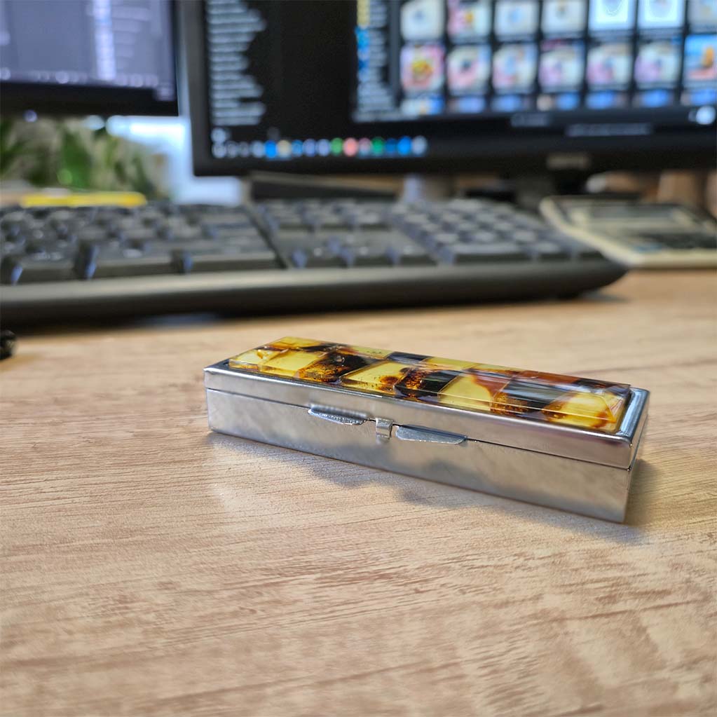 Amber trinket box, 5x5x2 cm (copy)