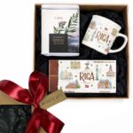 Gift Set with Mug, Chocolate & Tea "Riga"
